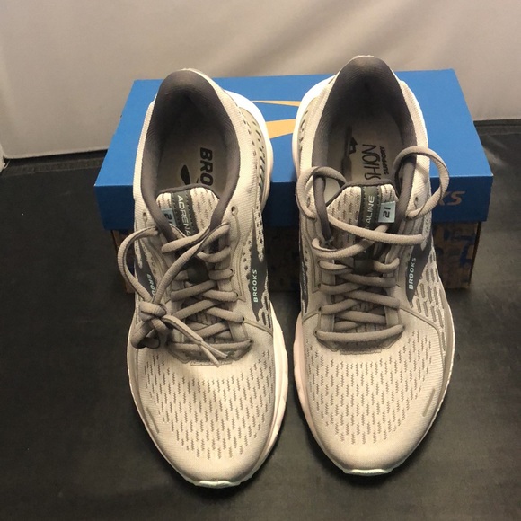 Brooks Adrenaline GTS 21 NIB multiple sizes and width - Picture 2 of 3